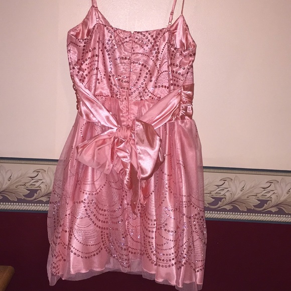 Worn once - Picture 2 of 2